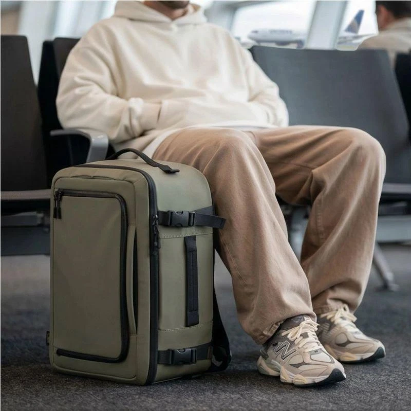 Tech-Protect Defender S50 Backpack for Ryanair & Wizzar, 20L Nešiojamas kompiuteris - Olive