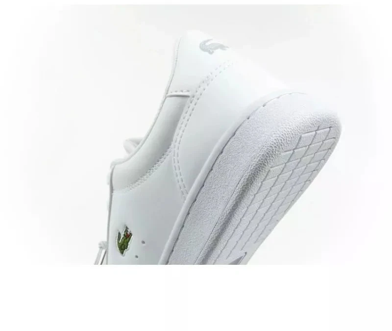 Lacoste Carnaby W 748SUJ001321G Batai