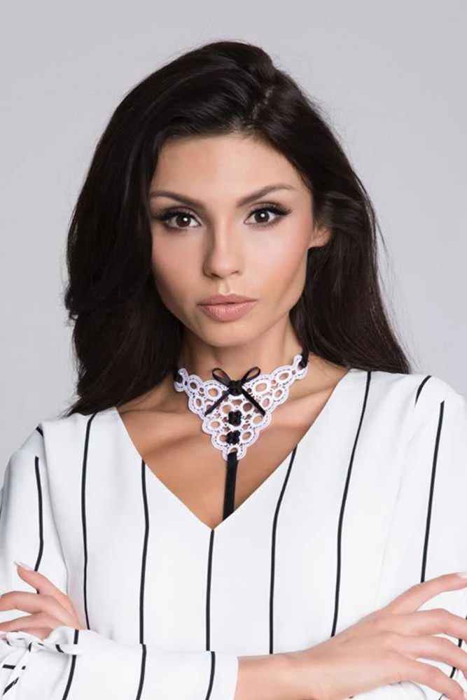 Lady Boss Collet Balta petnešėlė