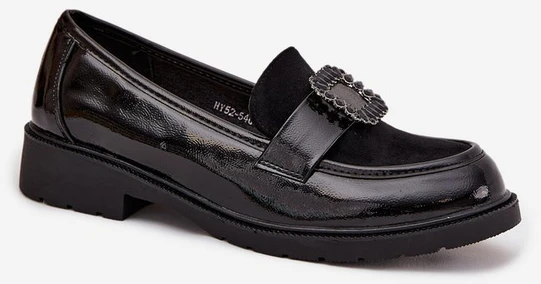 Lakuotos moteriškos juodos loafer tipo basutės S.Barski