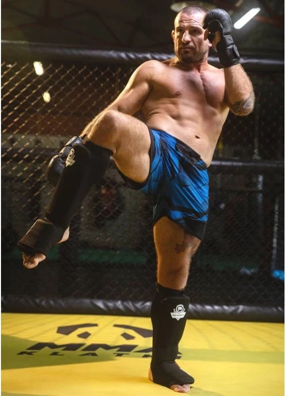 Lanksčios blauzdų apsaugos DBX BUSHIDO Shinrage, M dydžio, juodos