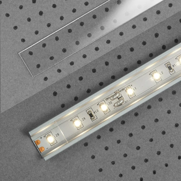 LED juostos profilio dangtelis E, skaidrus, 2m