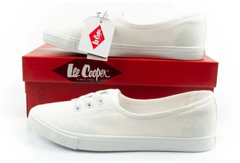 Lee Cooper moteriški sportinio stiliaus balti laisvalaikio bateliai tipo "slip-on"