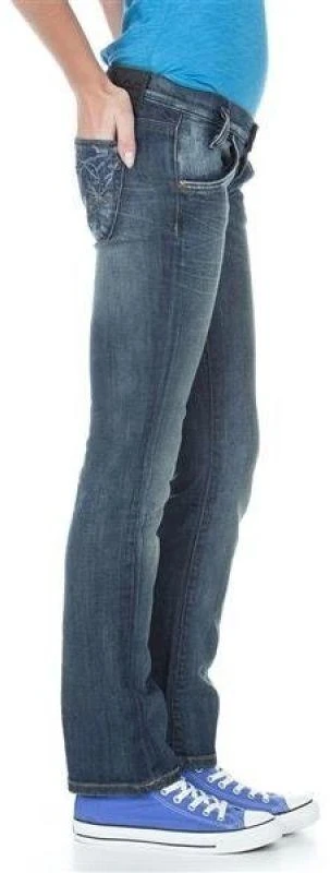 Lee Lynn L38418HD