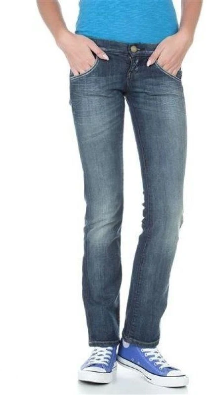Lee Lynn L38418HD