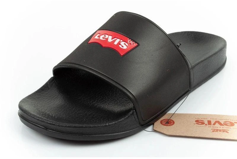Levi's moteriškos sportinės šlepetės patogios madingos juodos