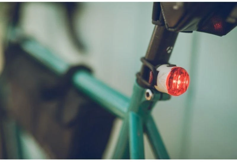 Lezyne LED Femto Drive USB šviesų rinkinys (pora)