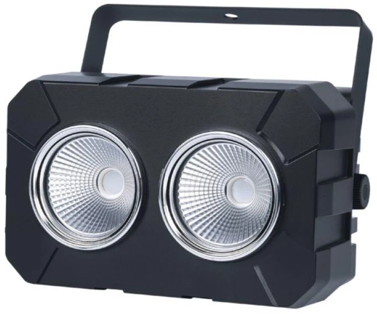 LIGHT4ME UV CANNON scenos apšvietimo efektas – UV prožektorius