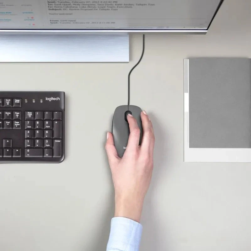 Logitech M100 juoda pelė