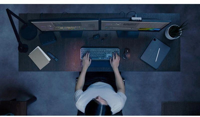 „Logitech MX Keys S Combo“ grafito spalvos klaviatūra ir pelė