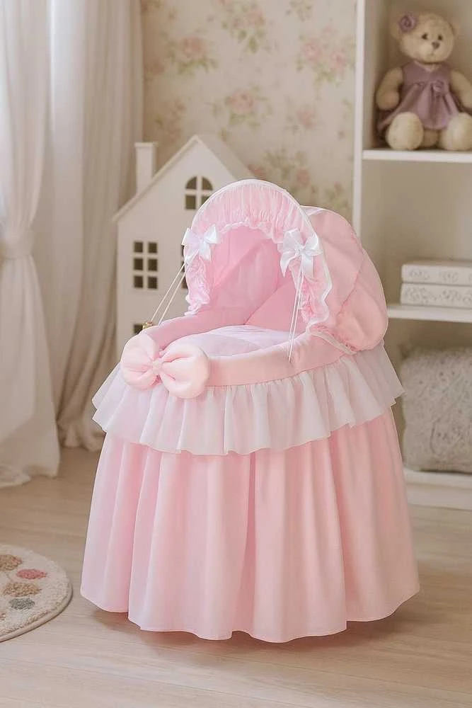 Lopšys lėlėms su gaubtu LITTLE PRINCESS rožinis – žaidimams ir rūpesčiui lėle.