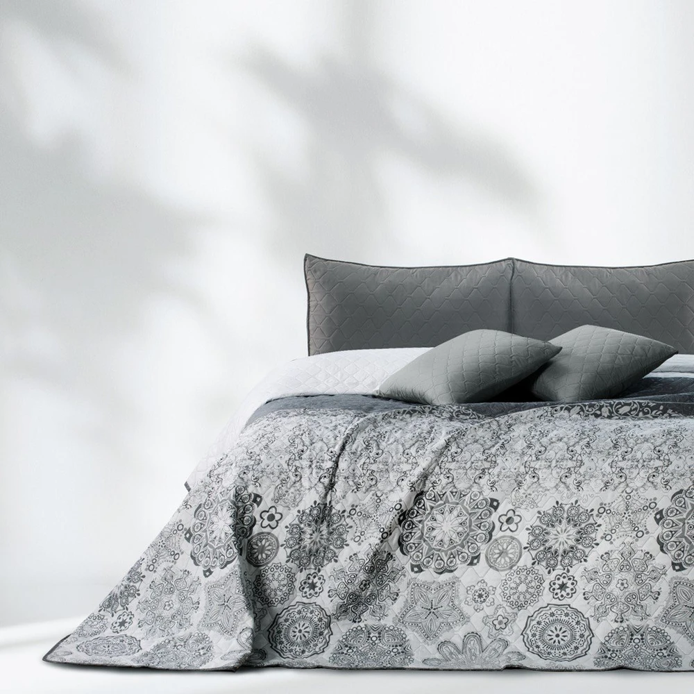 DecoKing Lovatiesė 240 × 260 cm, pilka