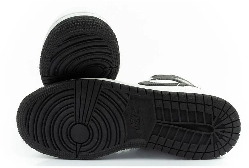 Madingi moteriški Nike Air Jordan 1 aukštakulniai sportiniai bateliai, balti su juoda