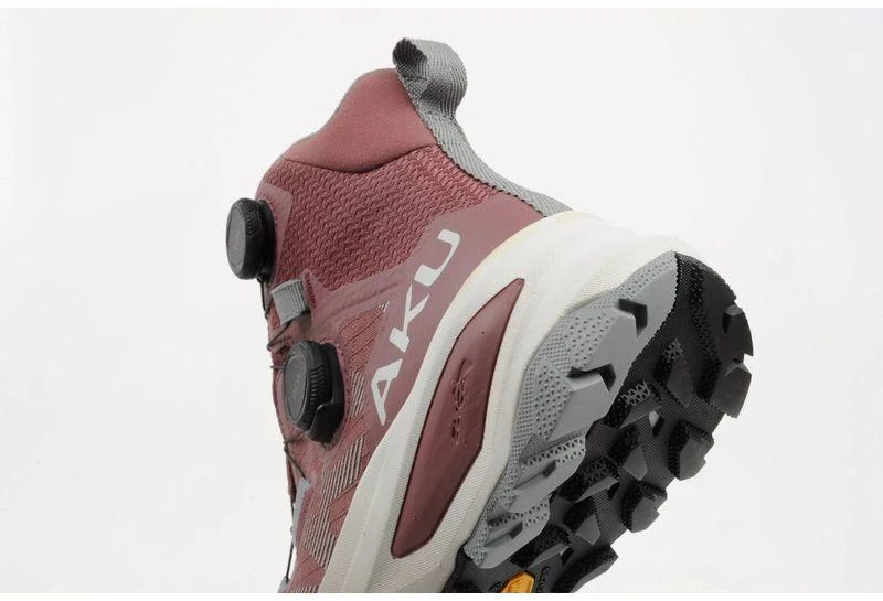 Madingi rožiniai ir pilki moteriški sportiniai trekingo batai Aku Furiosa BOA GTX Vibram