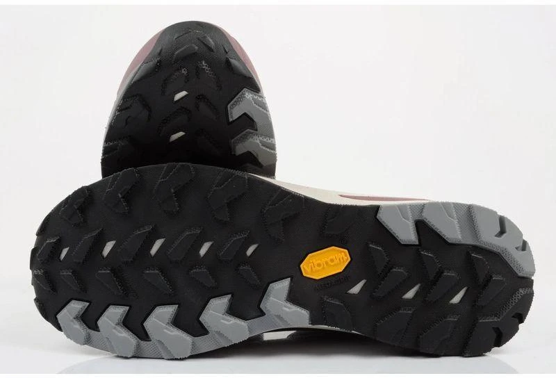 Madingi rožiniai ir pilki moteriški sportiniai trekingo batai Aku Furiosa BOA GTX Vibram