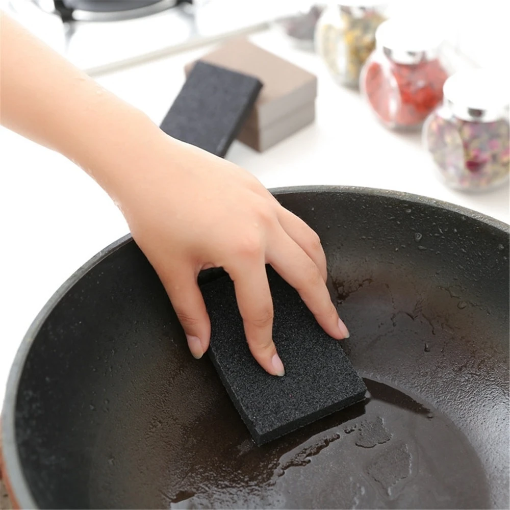 Ikonka Kempinė sunkiems nešvarumams valyti 10x7x1 cm, juoda
