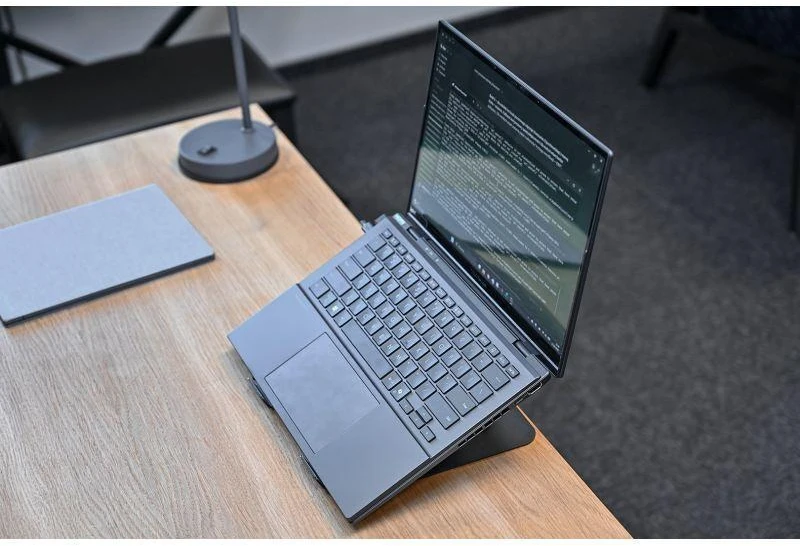 Nezatříděno Media-Tech Nešiojamas kompiuteris Stand Roto 10-17" MT2662
