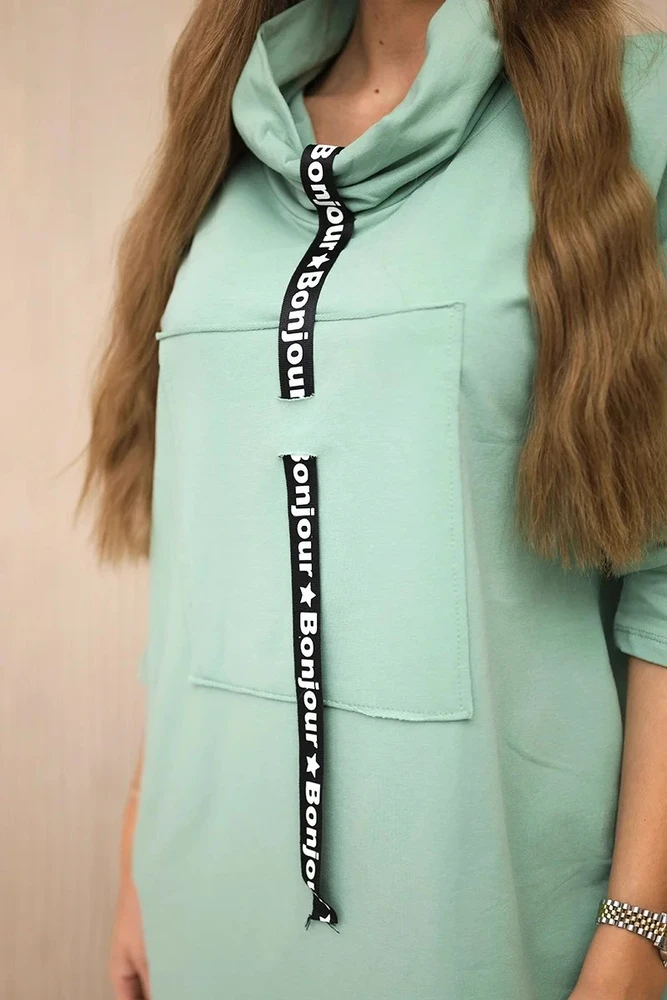 Medvilninė suknelė su kaklaraiščio imitacija, tamsiai mėtinė