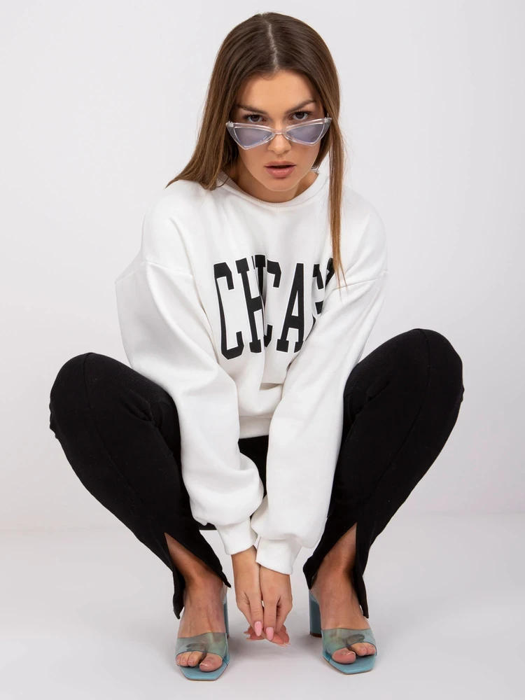 Megztinis-EM-BL-617-C.29X-baltas