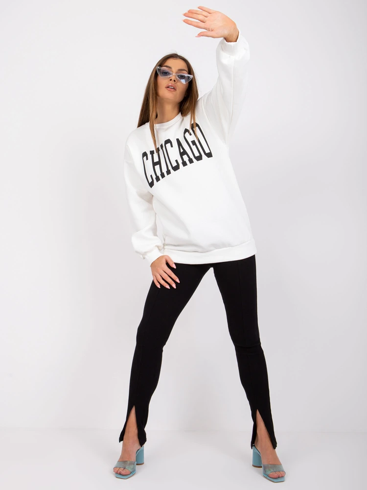 Megztinis-EM-BL-617-C.29X-baltas