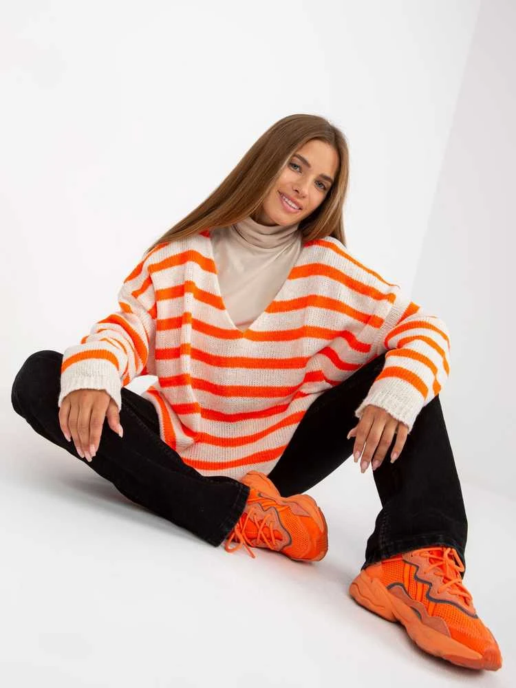 Megztinis-Oranžinės spalvos