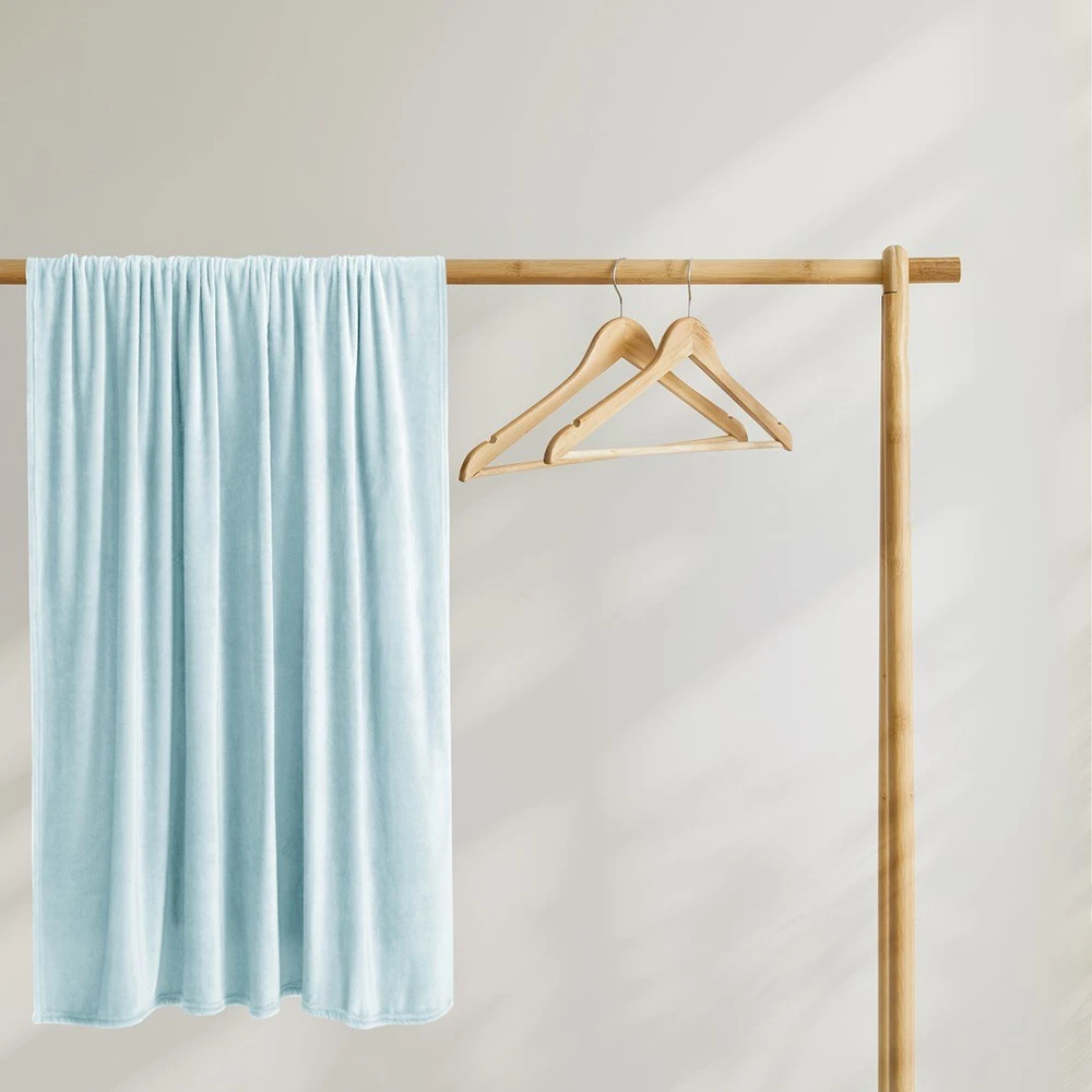 Mėlyna antklodė DecoKing MIC 150 x 200 cm