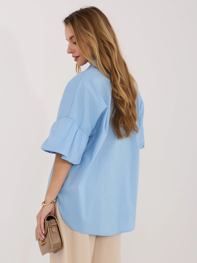 Mėlyna moteriška oversize palaidinė