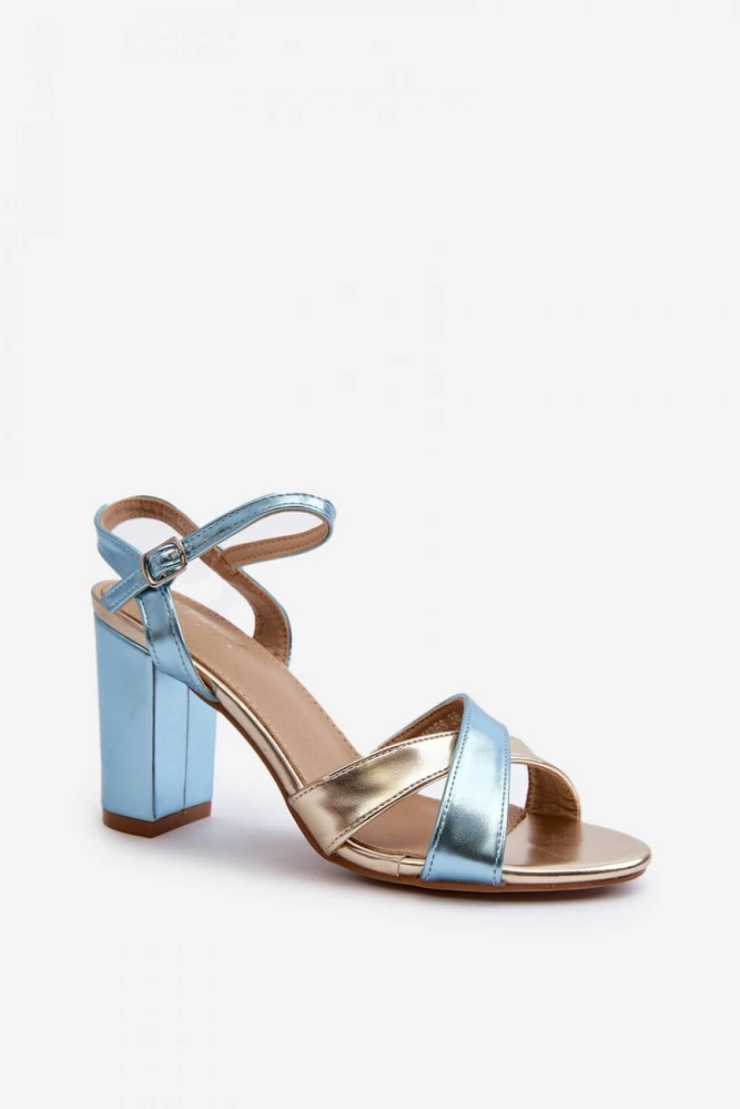 Mėlynos basutės su kulnu Step in style
