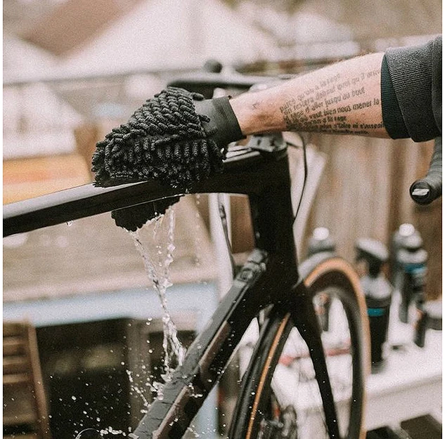 Dynamic Bike Care Mikropluošto pirštinė Mikropluoštas Bike Cleaning Glove Dynamic