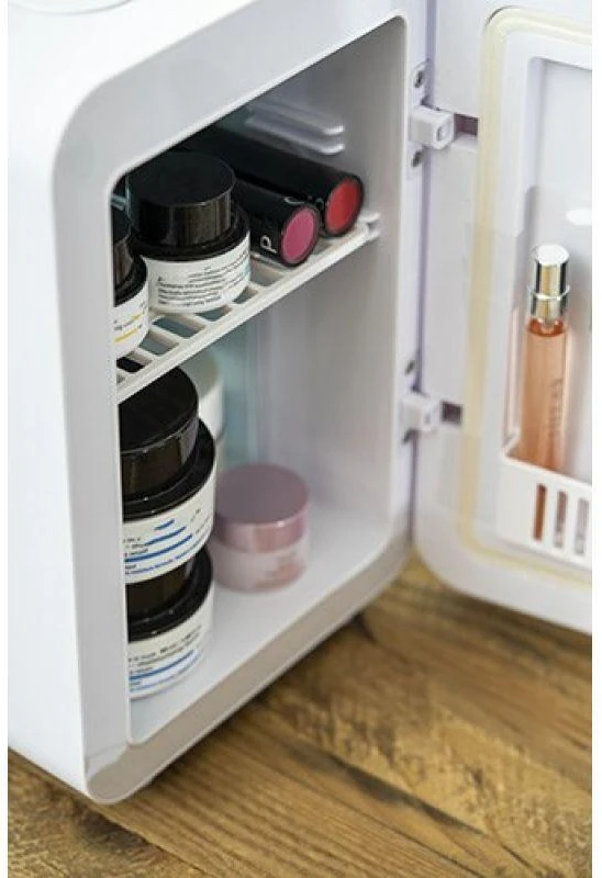 Adler | Mini šaldytuvas with mirror | AD 8085 | Free standing | Larder | Height 27 cm | Šaldytuvas net capacity 4 L | Baltas