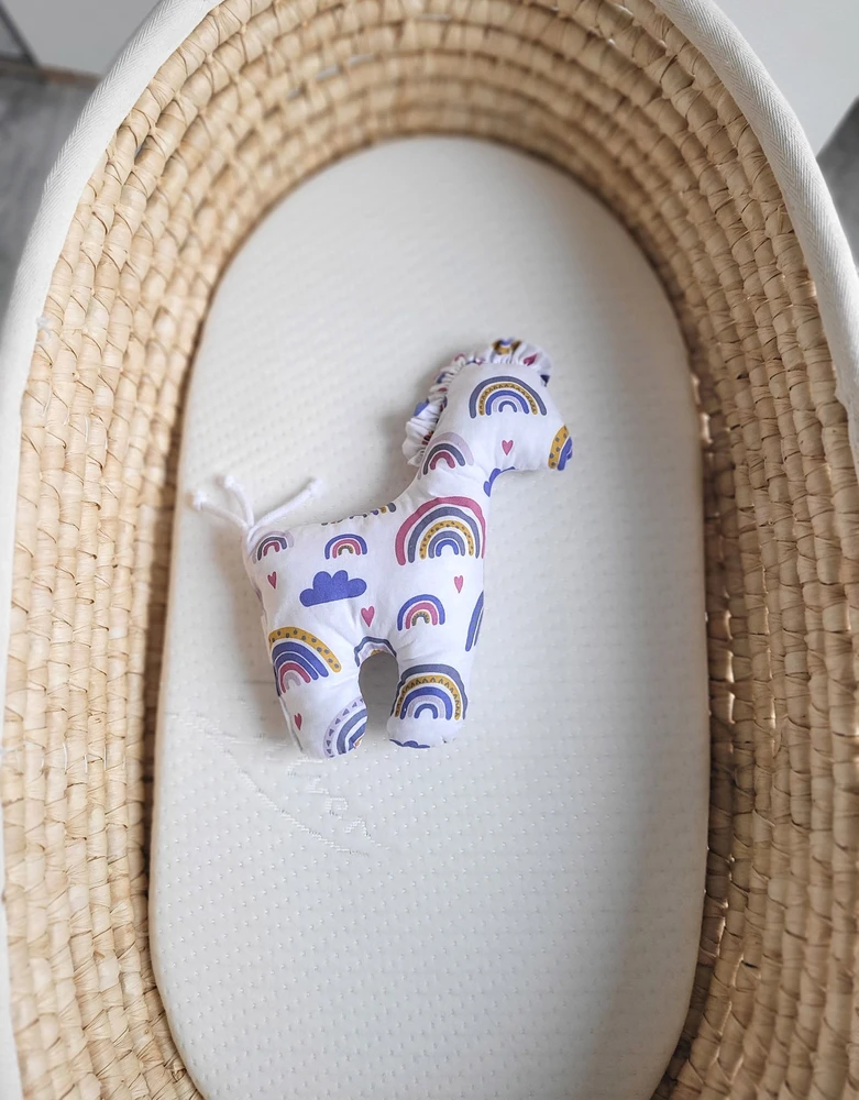 Minkštas žaislas arkliukas Lucky Rainbow
