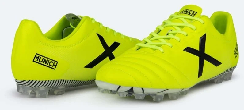 Miuncheno "Arenga" 303 FG M 2159303 futbolo bateliai