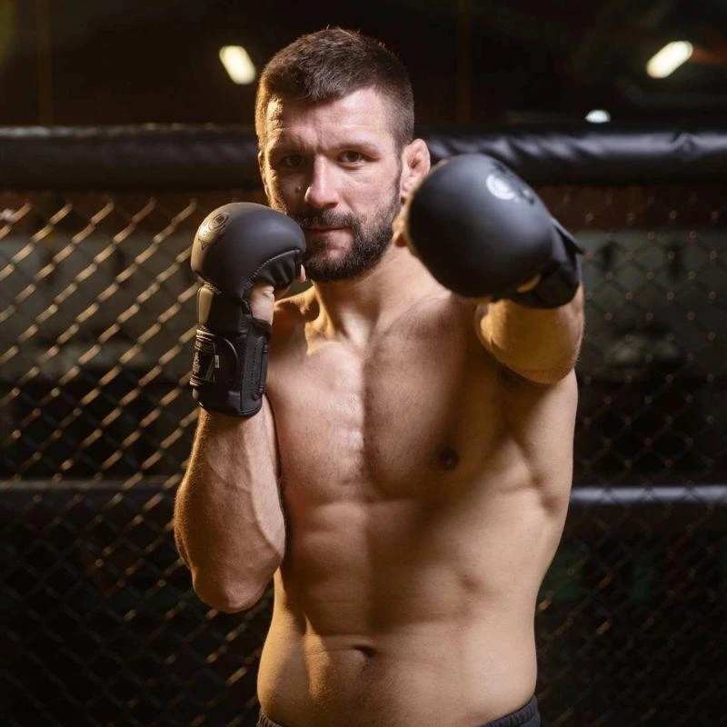 MMA sparingo pirštinės vaikams XS – Juodas Master – Valor serija | DBX Bushido