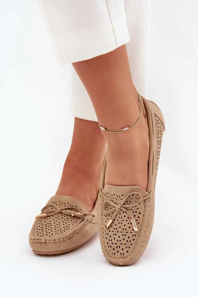Mokasinai smėlio spalvos odiniai su skylutėmis kasdienai Ideal Shoes