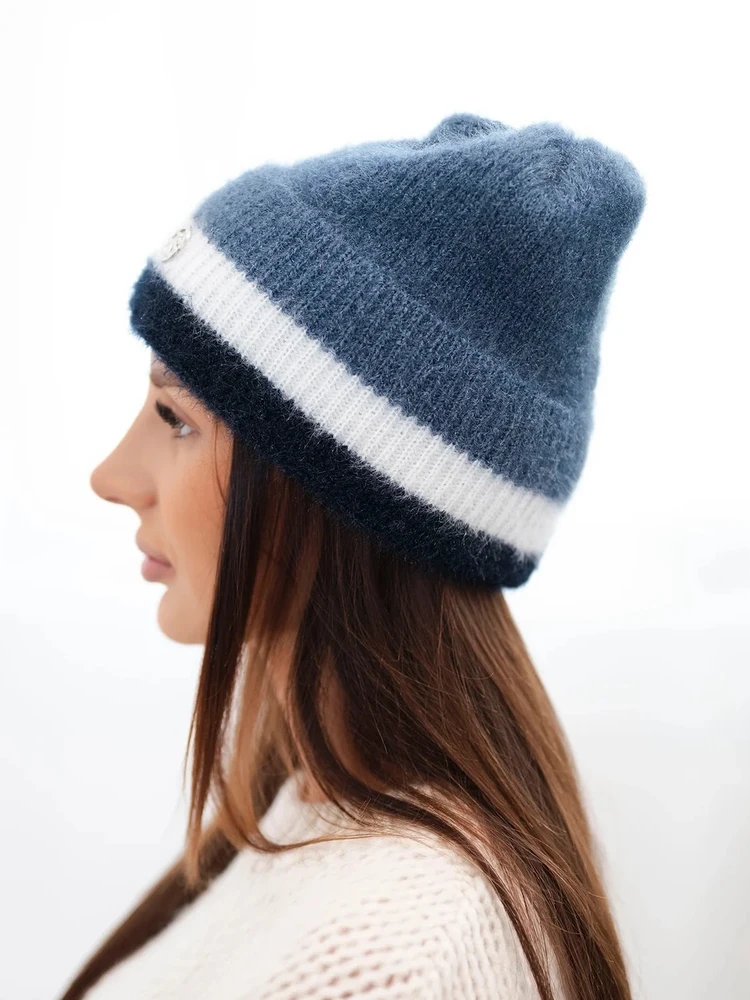 Moteriška beanie kepurė su dekoru, džinso mėlynos spalvos