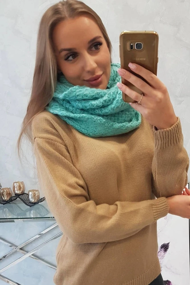 Moteriška kaklo mova, mėtų spalvos
