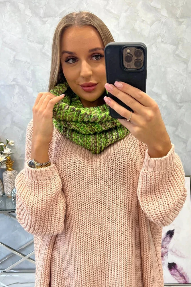 Moteriška kaklo mova, neoninė žalia