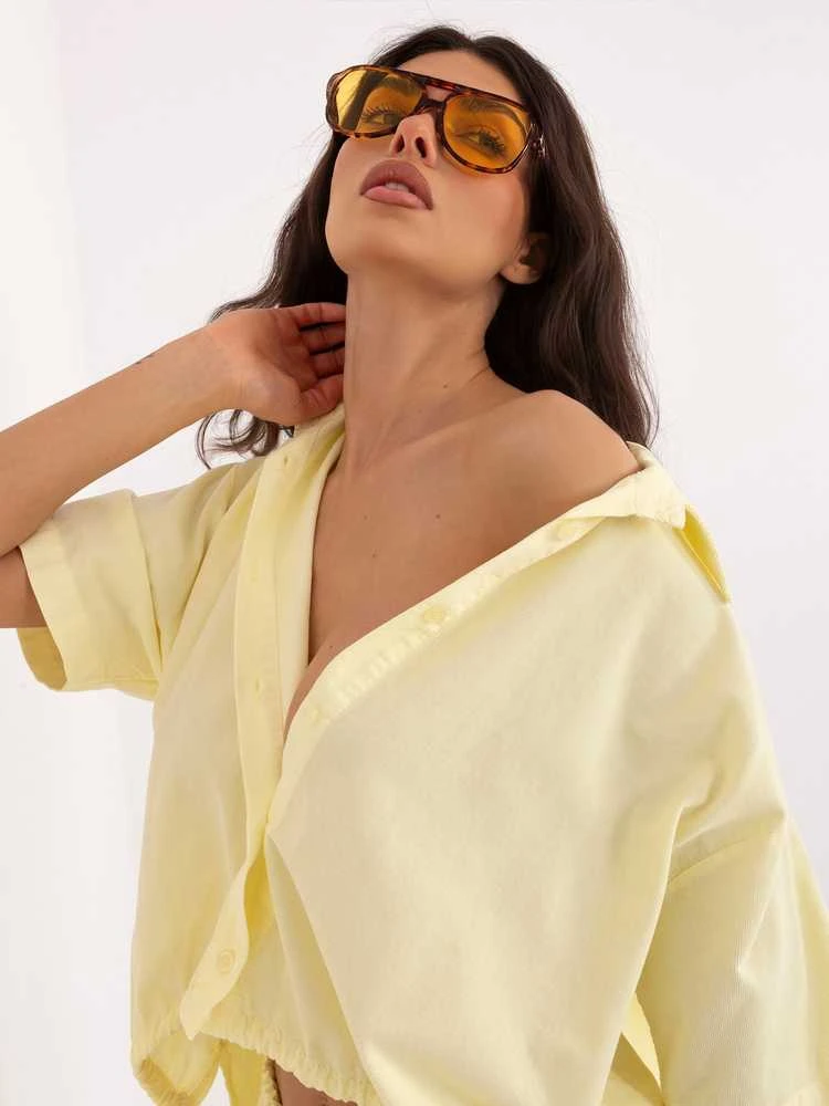 Moteriška palaidinė šviesiai geltona universalus dydis