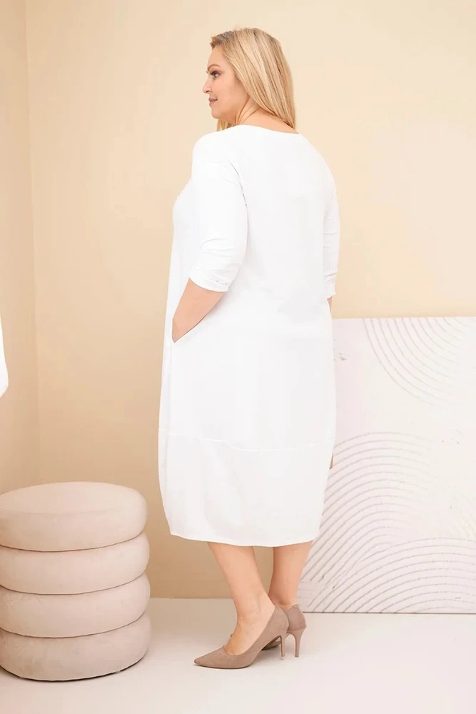 Moteriška Plus Size balta suknelė su rankogaliais ir kišenėmis