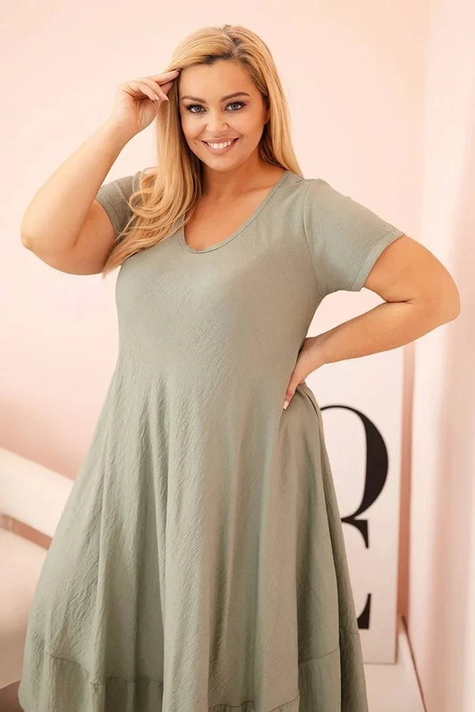 Moteriška Plus Size chaki suknelė su trumpomis rankovėmis ir raukinuku