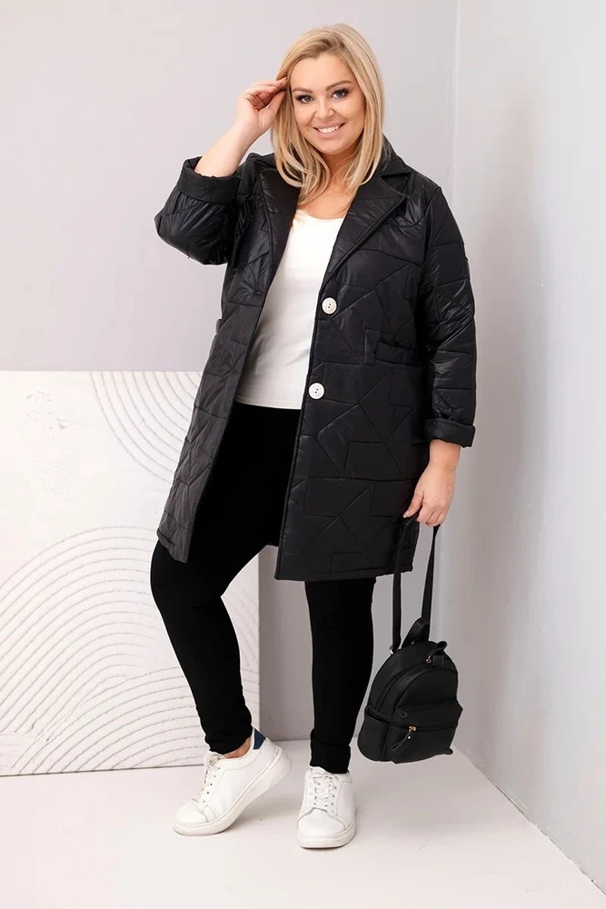 Moteriška Plus Size dygsniuota striukė su dekoratyvinėmis sagomis ir apykakle, juodos spalvos