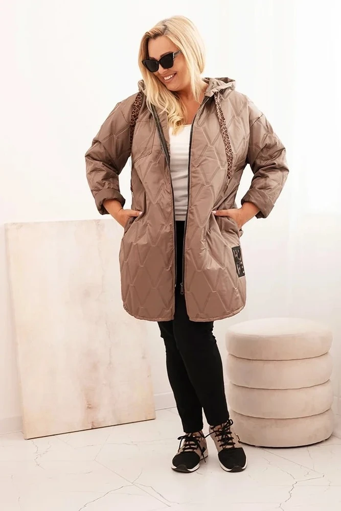 Moteriška Plus Size dygsniuota striukė su gobtuvu ir HOPE užrašu, kapučino spalvos