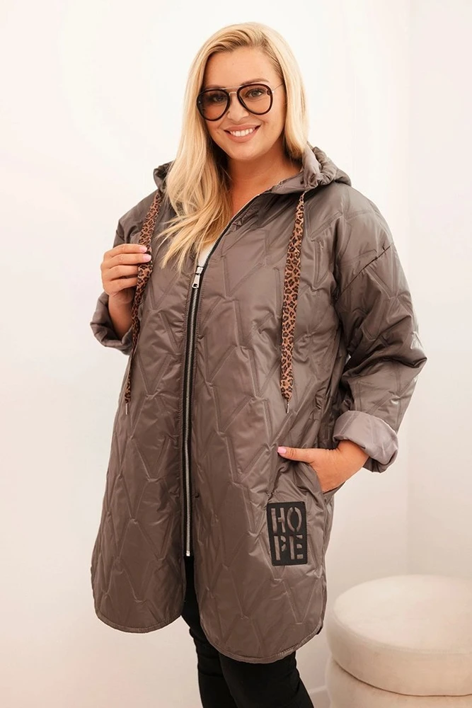 Moteriška Plus Size dygsniuota striukė su gobtuvu HOPE, kapučino spalvos