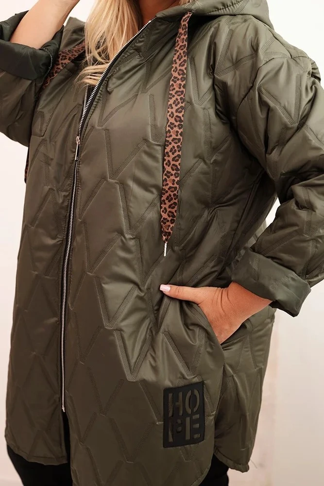 Moteriška Plus Size dygsniuota striukė su gobtuvu HOPE, chaki spalvos