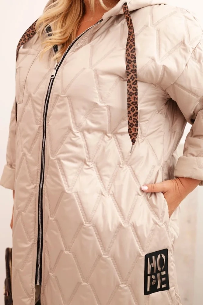 Moteriška Plus Size dygsniuota striukė su gobtuvu HOPE, tamsiai smėlio spalvos