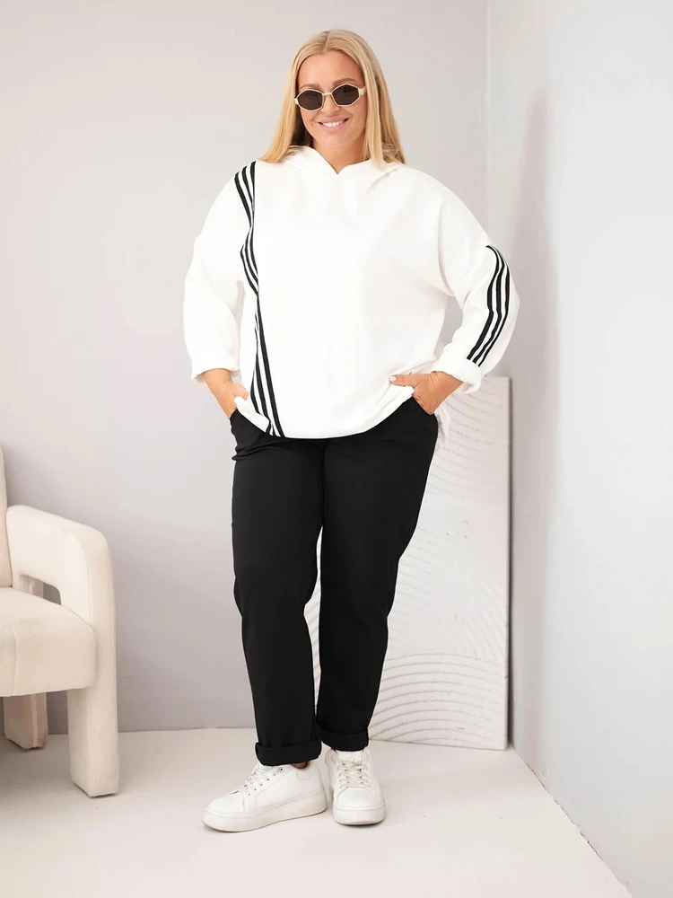 Moteriška Plus Size džemperis su gobtuvu ir dekoratyvinėmis juostomis, ekru spalvos