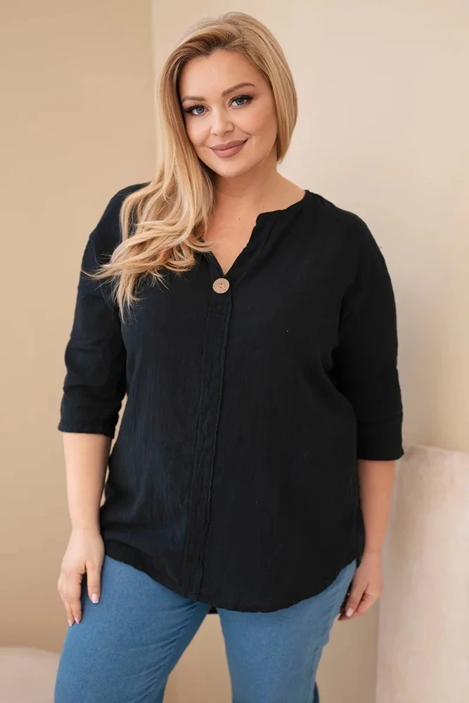 Moteriška Plus Size juoda medvilninė palaidinė su iškirpte ir sagute