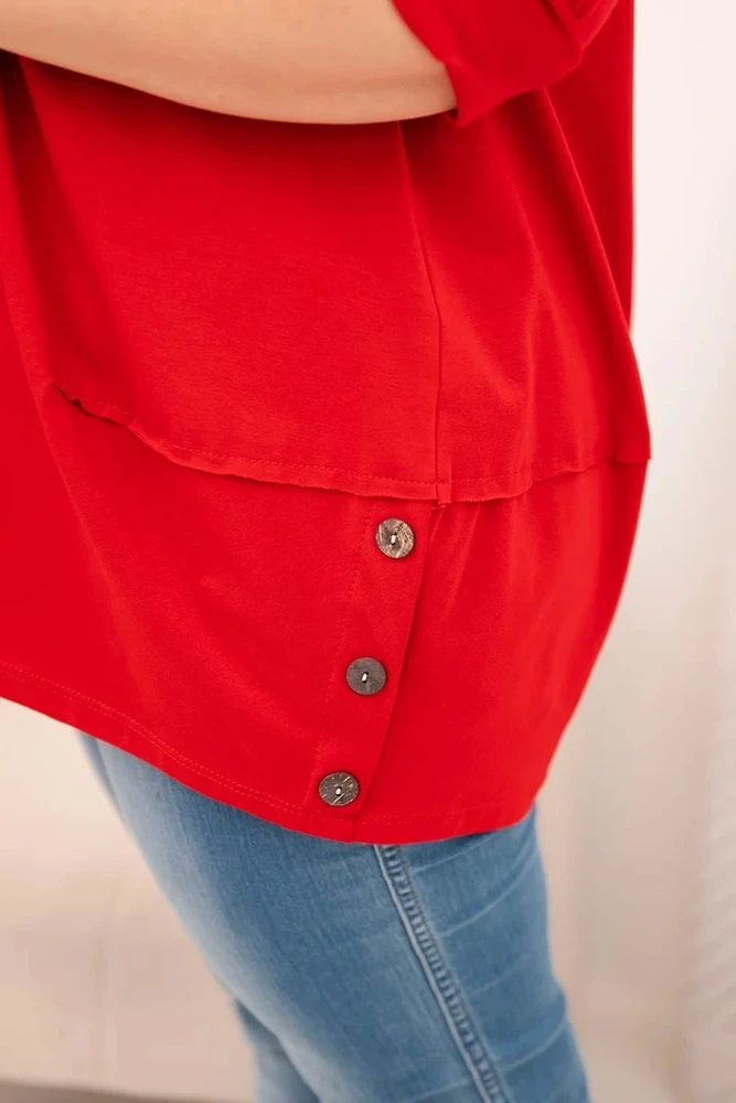 Moteriška Plus Size medvilninė palaidinė su dekoratyvinėmis sagomis, raudonos spalvos