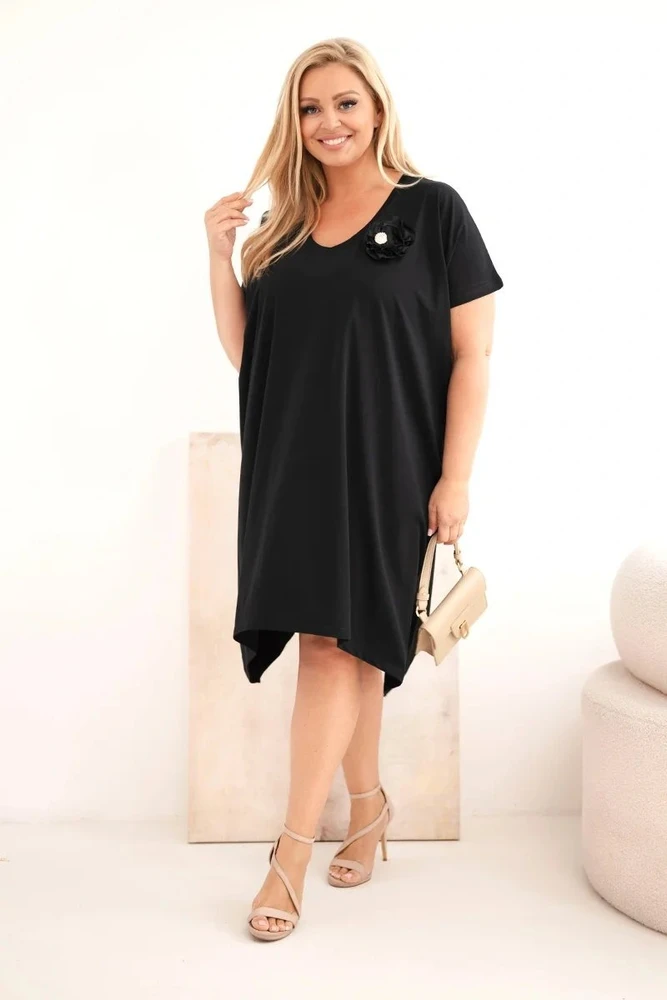 Moteriška Plus Size medvilninė suknelė su sage ir V formos iškirpte, juoda