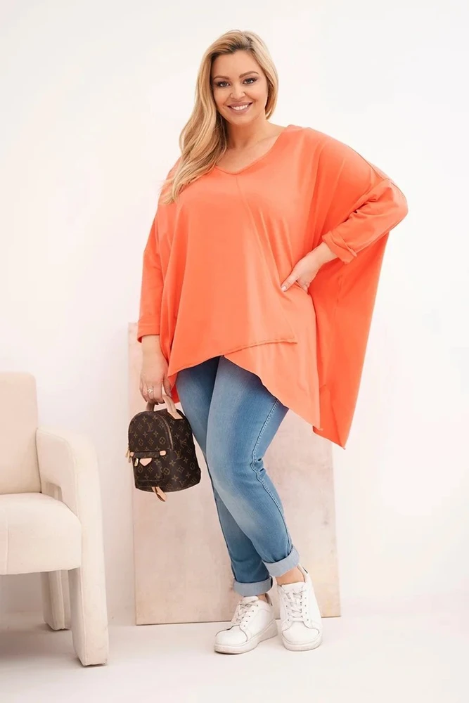 Moteriška Plus Size palaidinė su asimetriniu apačios kraštu ir V formos iškirpte, abrikosų spalvos